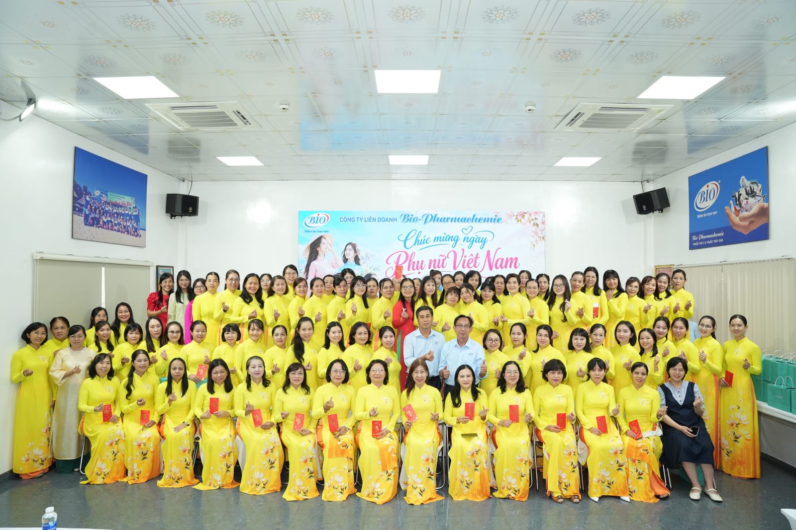 BIO-PHARMACHEMIE TỔ CHỨC HỌP MẶT CHÀO MỪNG NGÀY PHỤ NỮ VIỆT NAM 20/10
